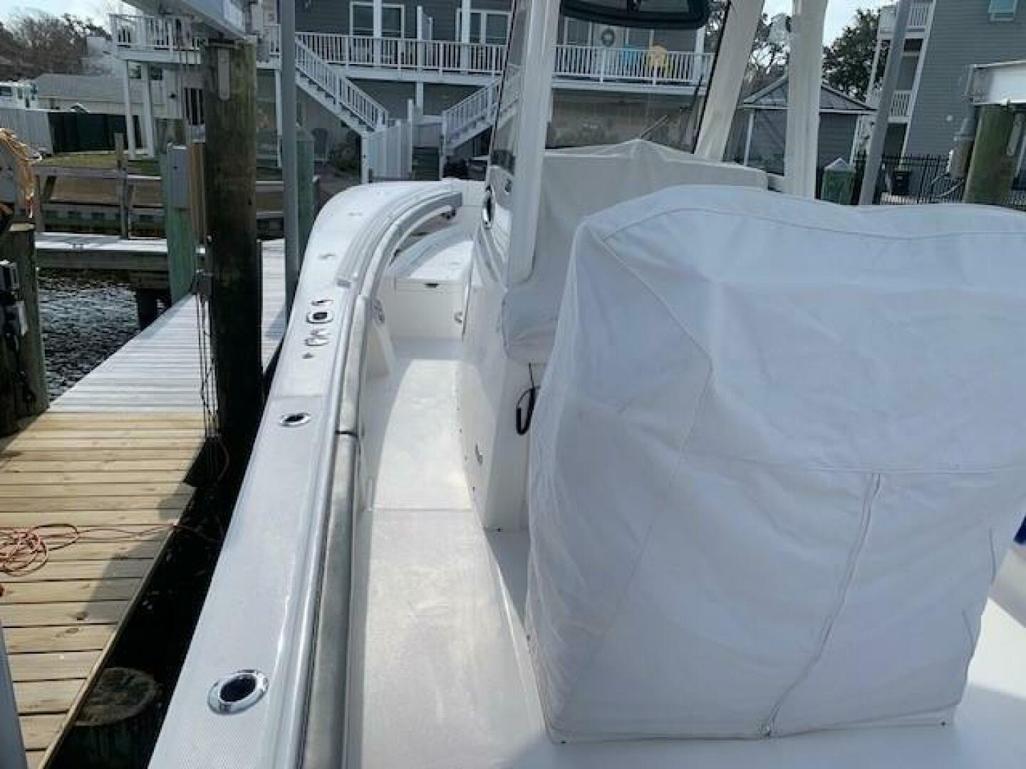 Slide: The Image of Regulator Marine 28FS 2024 - 5015365