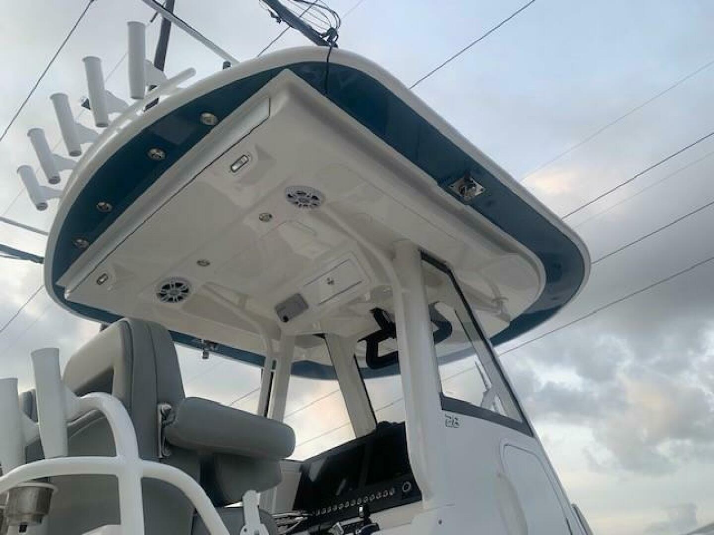 Slide: The Image of Regulator Marine 28FS 2024 - 5015350