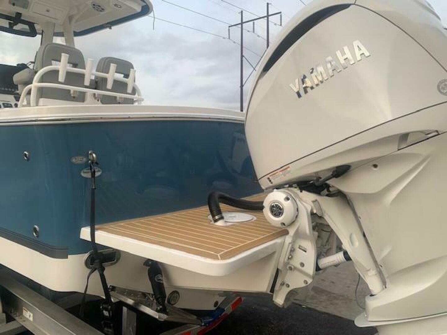 Slide: The Image of Regulator Marine 28FS 2024 - 5015354