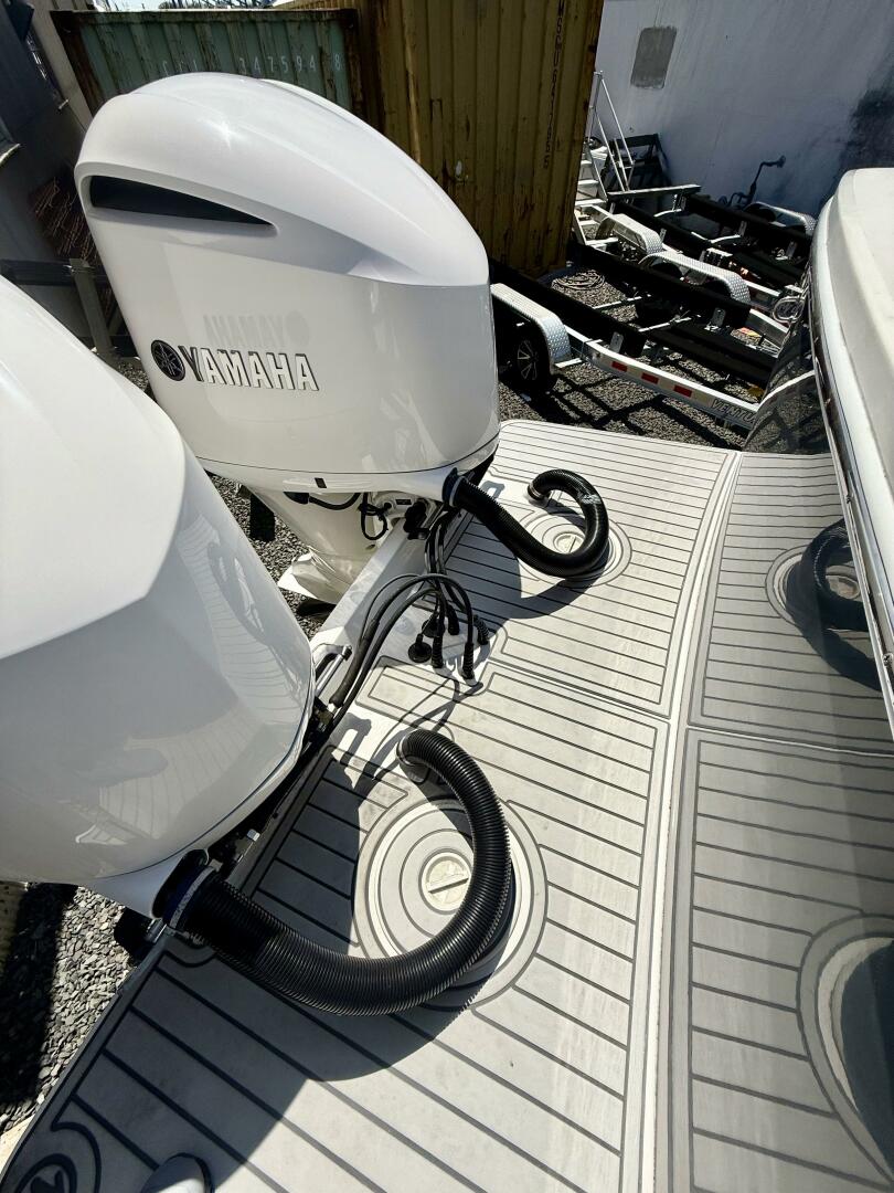 Slide: The Image of Regulator Marine 31 CC 2019 - 5267737