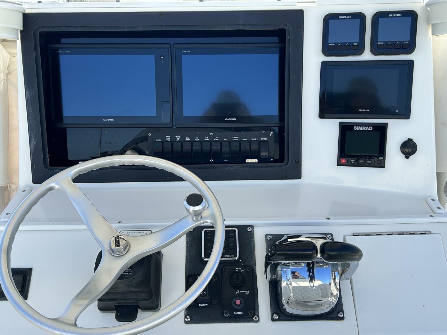 Slide: The Image of Regulator Marine 32 2000 - 13