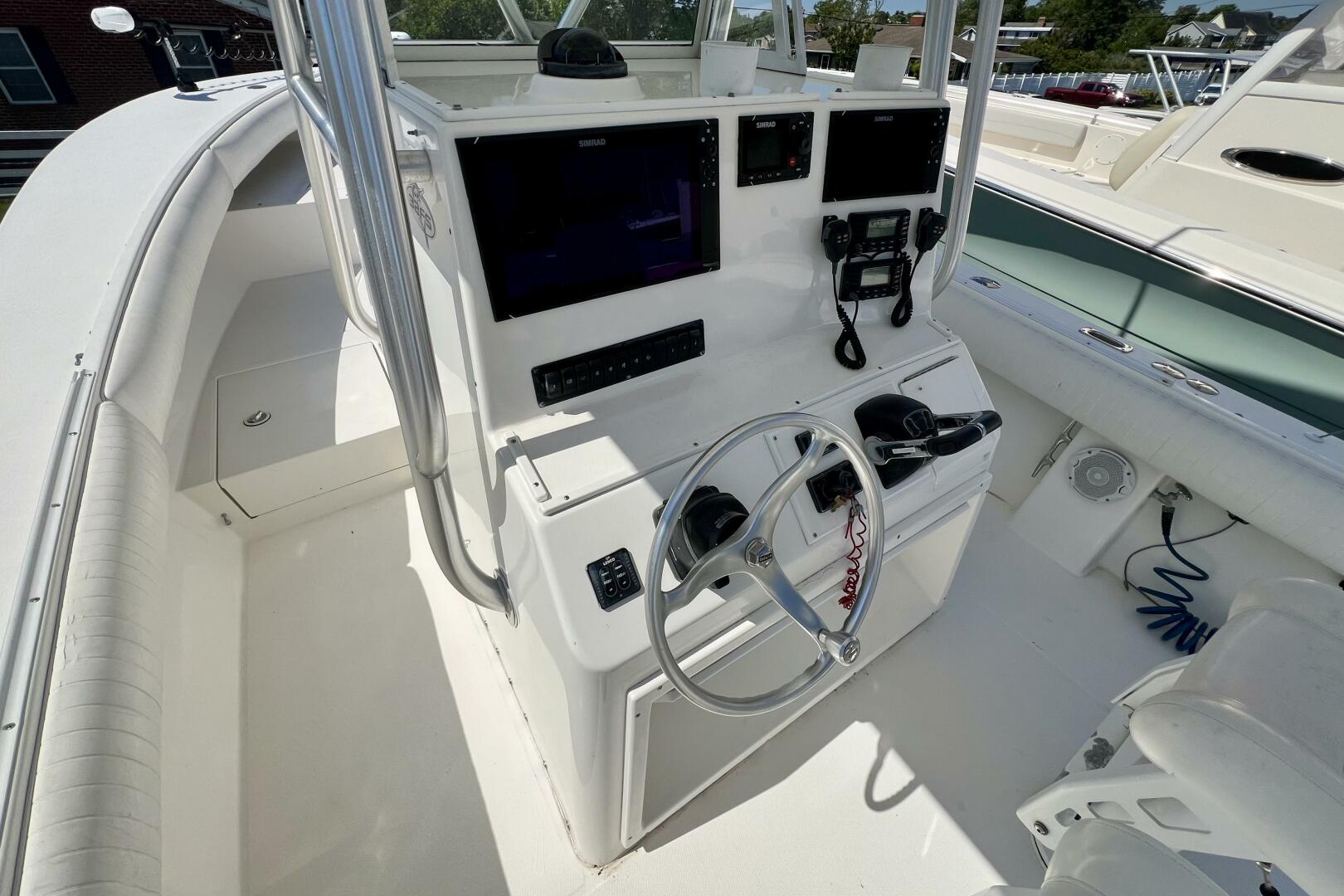 Slide: The Image of Regulator Marine 32 FS 2002 - 5288122