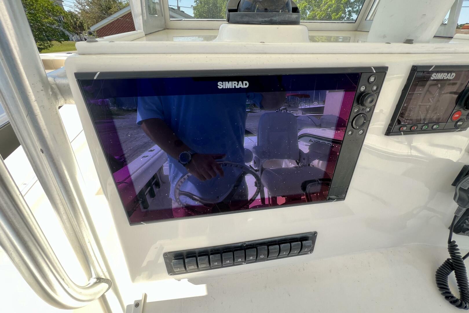 Slide: The Image of Regulator Marine 32 FS 2002 - 5288123