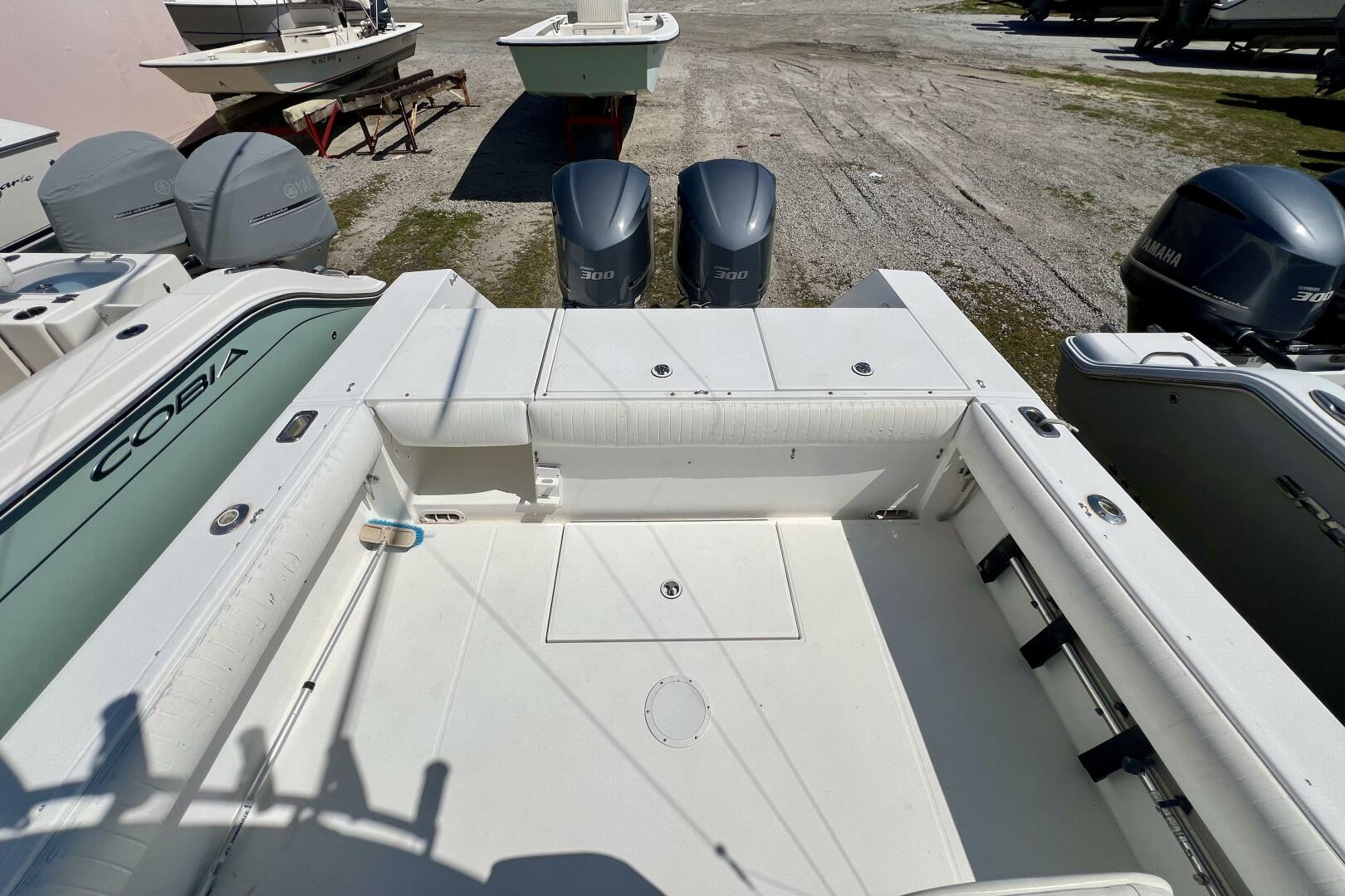 Slide: The Image of Regulator Marine 32 FS 2002 - 5288131