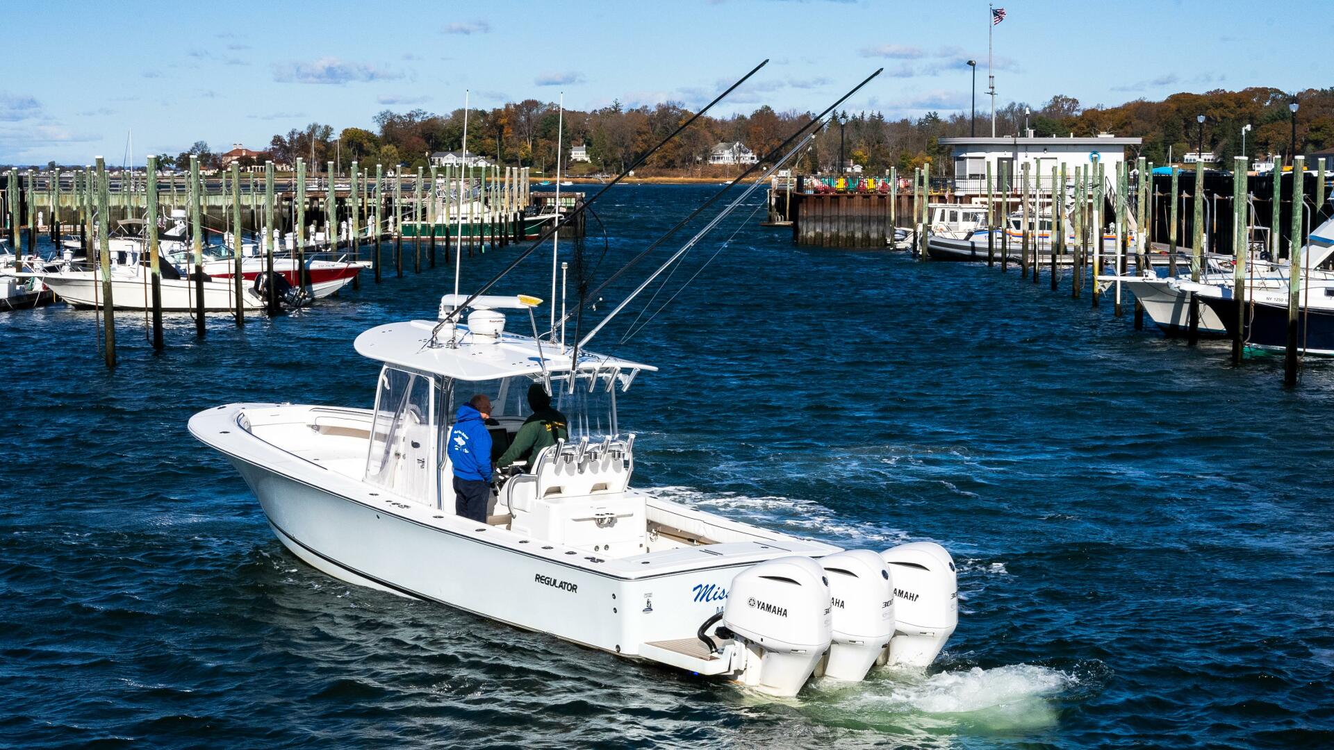 Slide: The Image of Regulator Marine 34 CC 2016 - 4818515