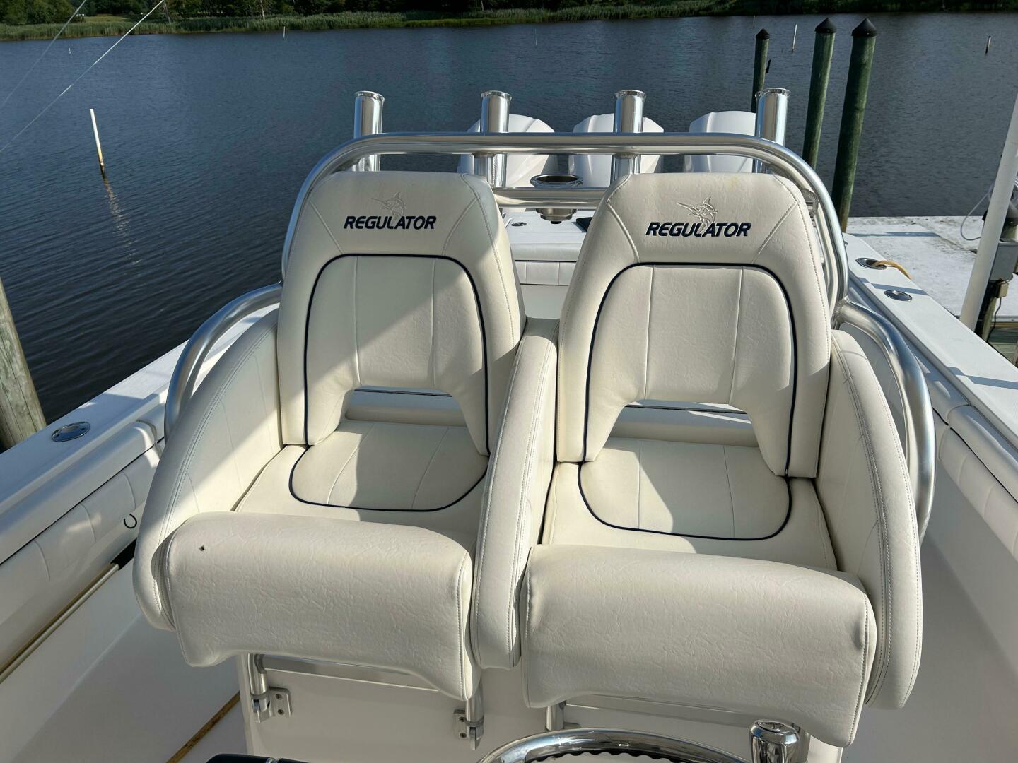 Slide: The Image of Regulator Marine 34SS 2016 - 4467310