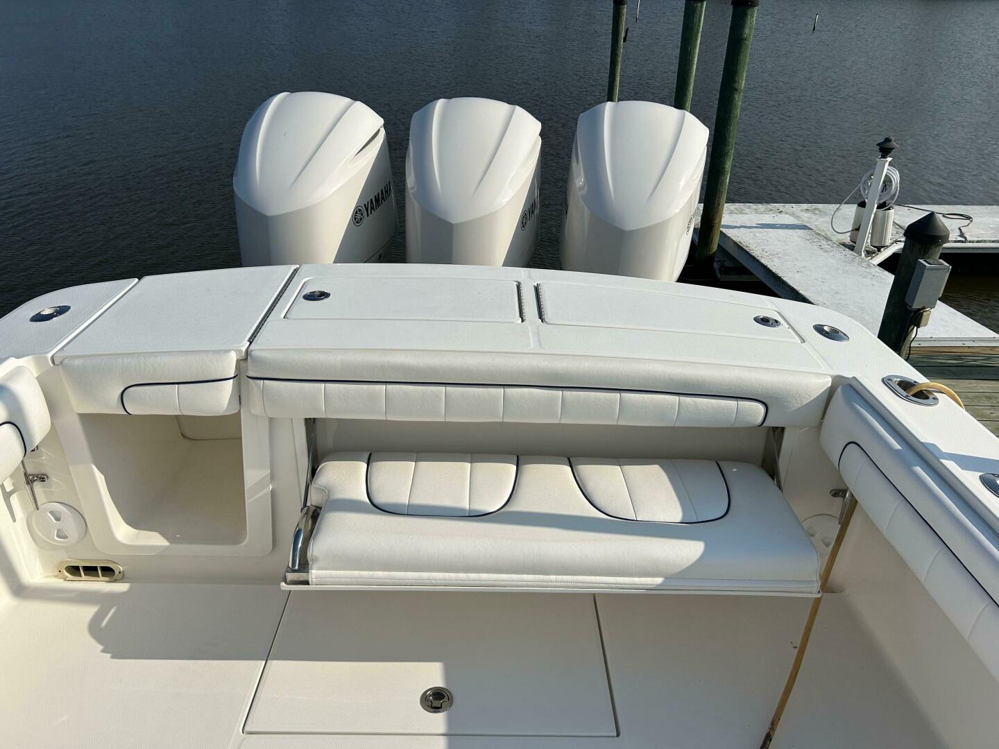 Slide: The Image of Regulator Marine 34SS 2016 - 4467327