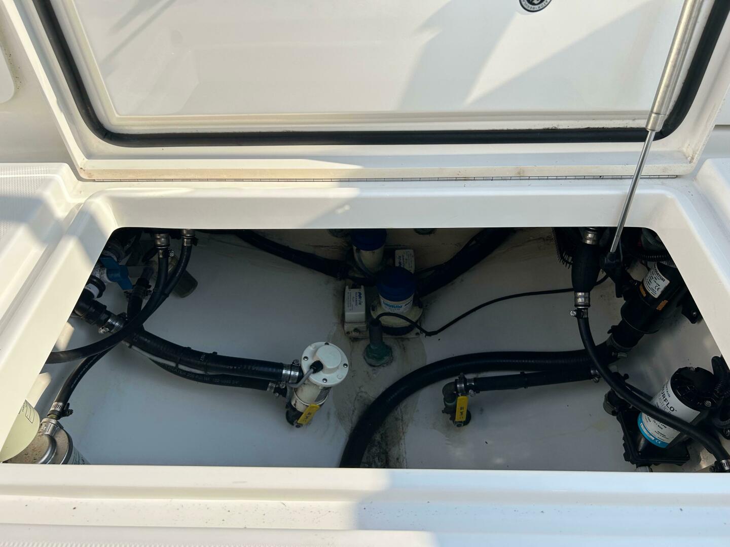 Slide: The Image of Regulator Marine 34SS 2016 - 4467330