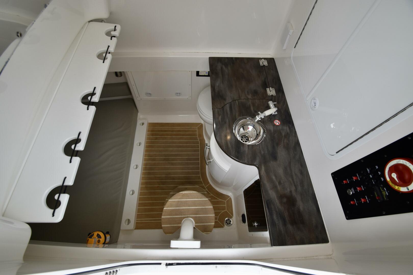 Slide: The Image of Regulator Marine Center Console 2021 - 5285733