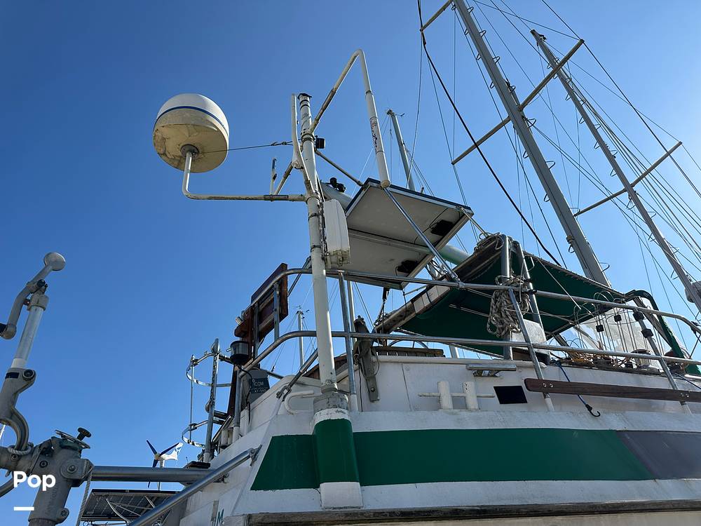 Slide: The Image of 2003 Reinke Super Secura 50' Schooner - 14311100