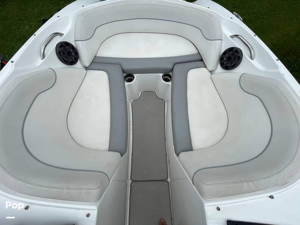 Slide: The Image of Rinker 20 MTX 2019 - 66