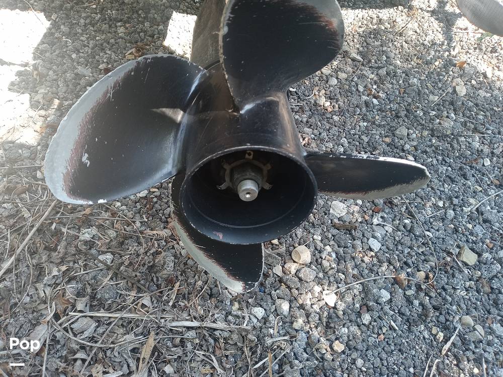 Slide: The Image of Rinker 212 CAPTIVA 2005 - 15776201