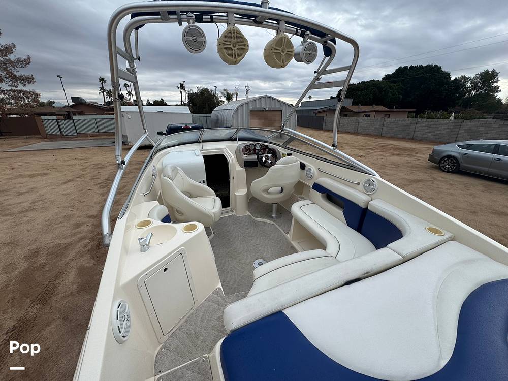 Slide: The Image of Rinker 232 Captiva 2005 - 15103779