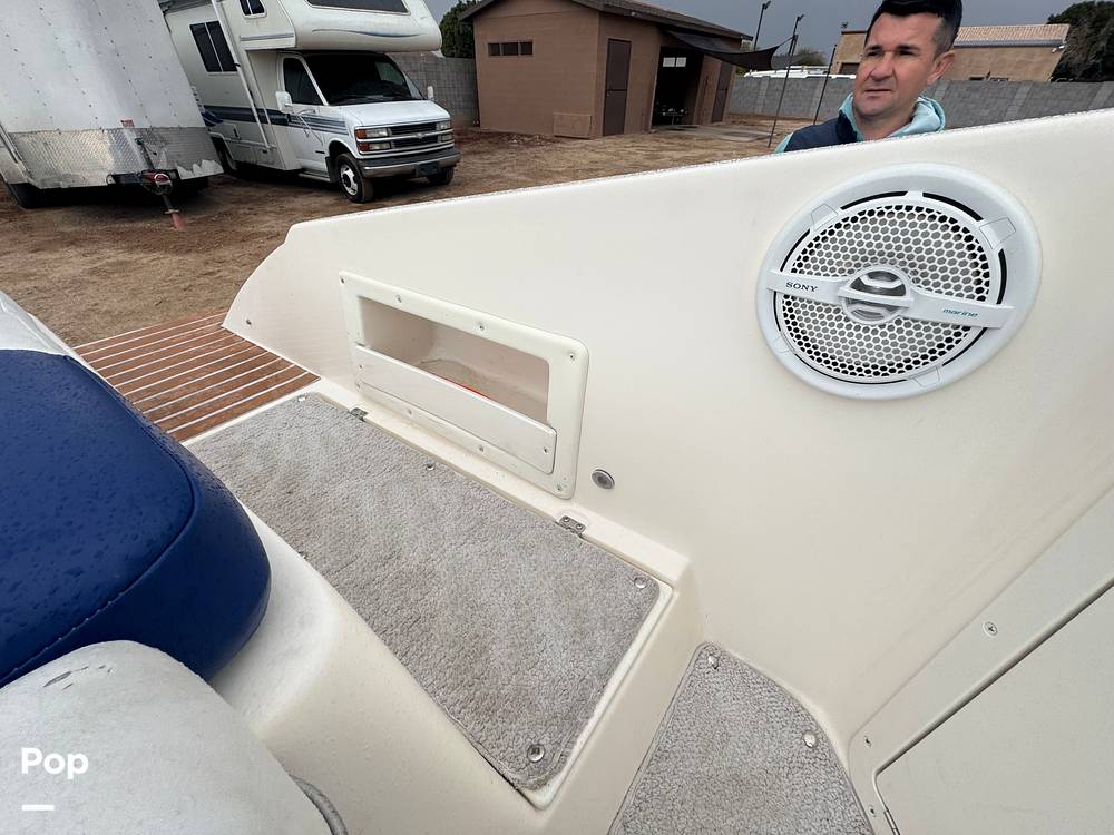 Slide: The Image of Rinker 232 Captiva 2005 - 15109961