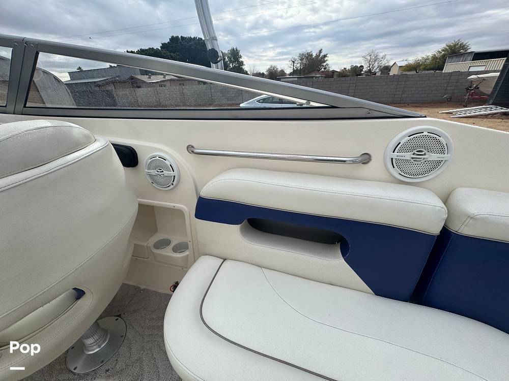 Slide: The Image of Rinker 232 Captiva 2005 - 15109980
