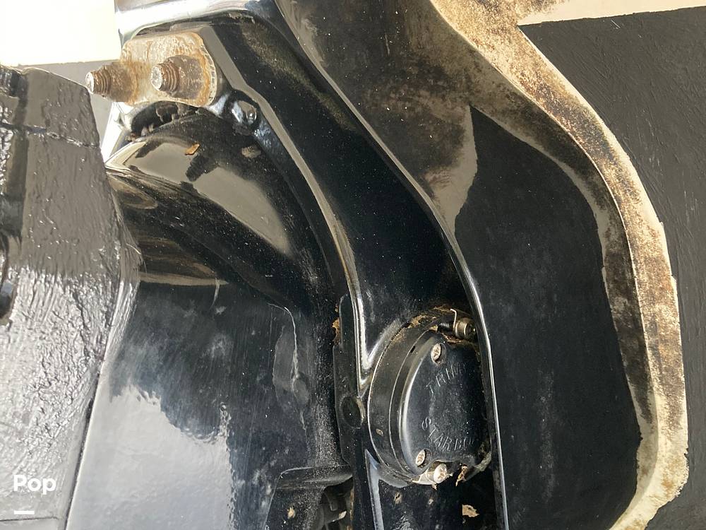 Slide: The Image of Rinker 270 Fiesta Vee 2003 - 9438718