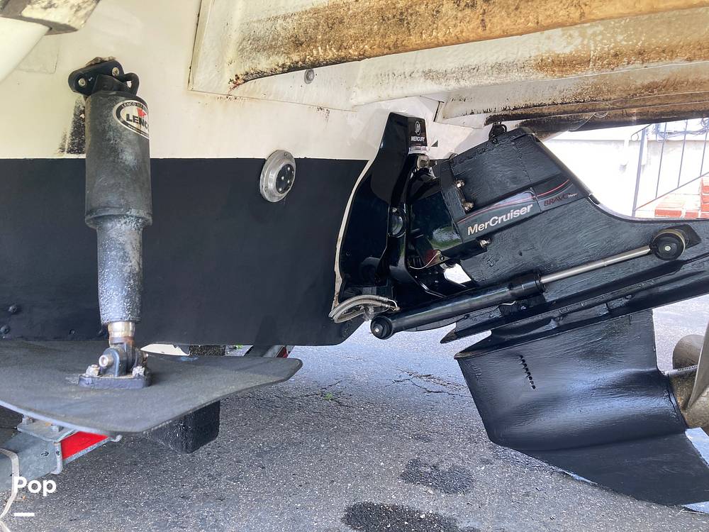 Slide: The Image of Rinker 270 Fiesta Vee 2003 - 9438720