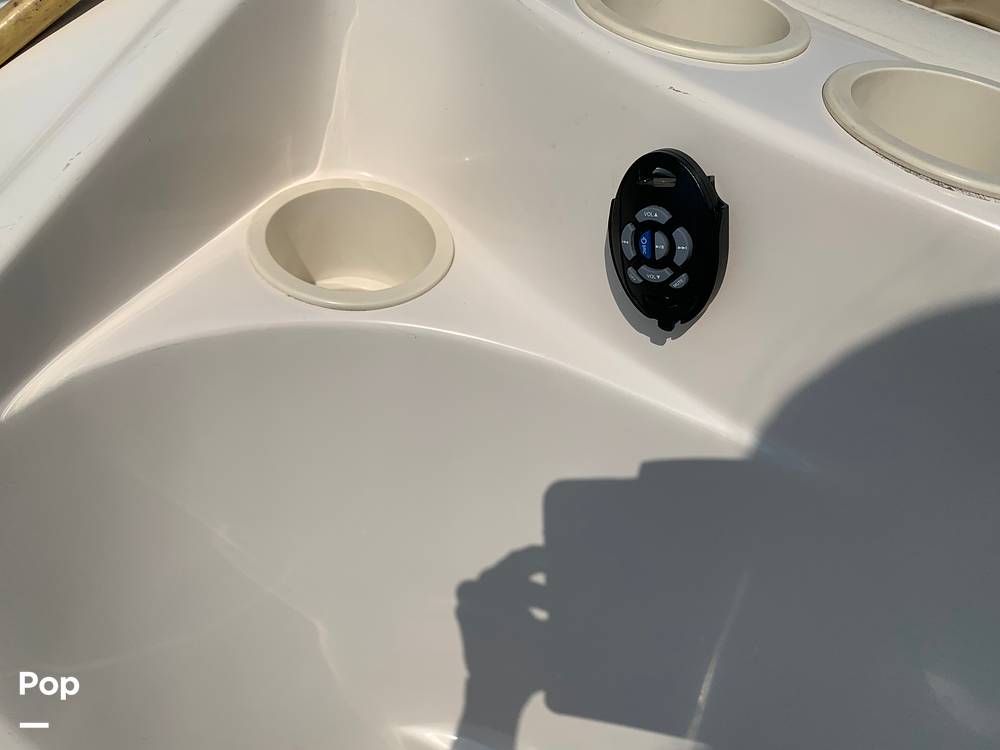 Slide: The Image of Rinker 270 Fiesta Vee 2003 - 9411835