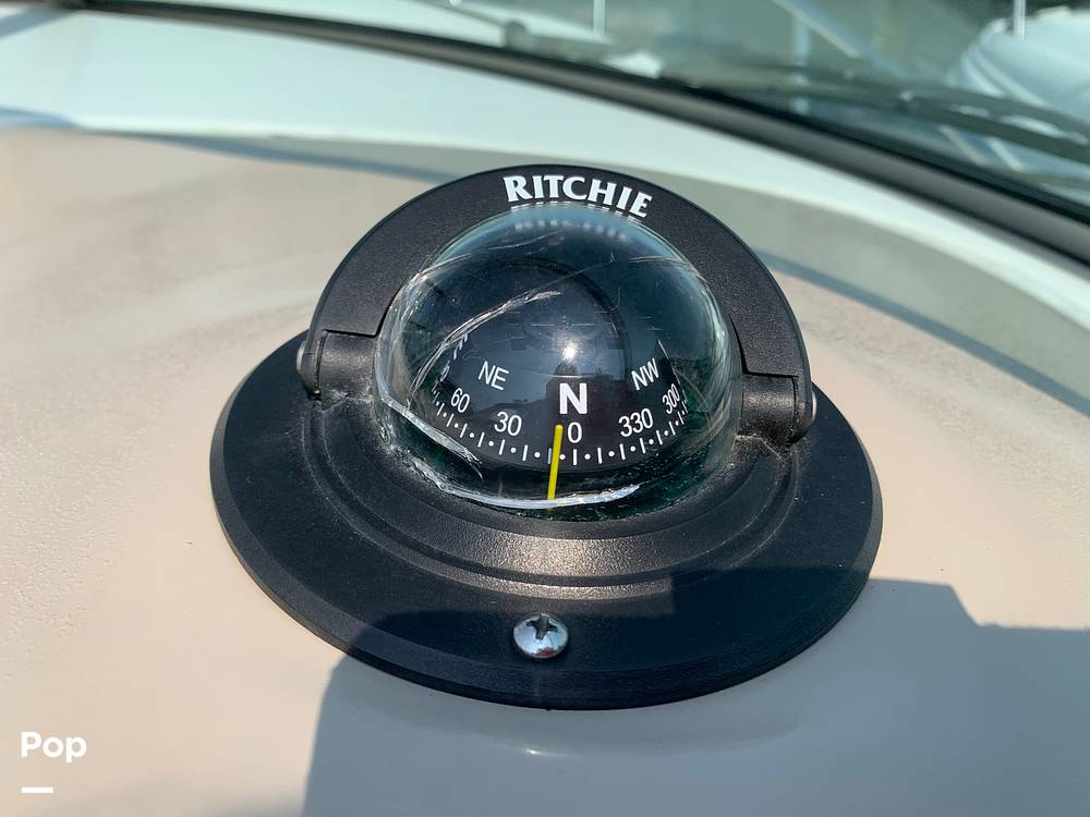 Slide: The Image of Rinker 270 Fiesta Vee 2003 - 9411855