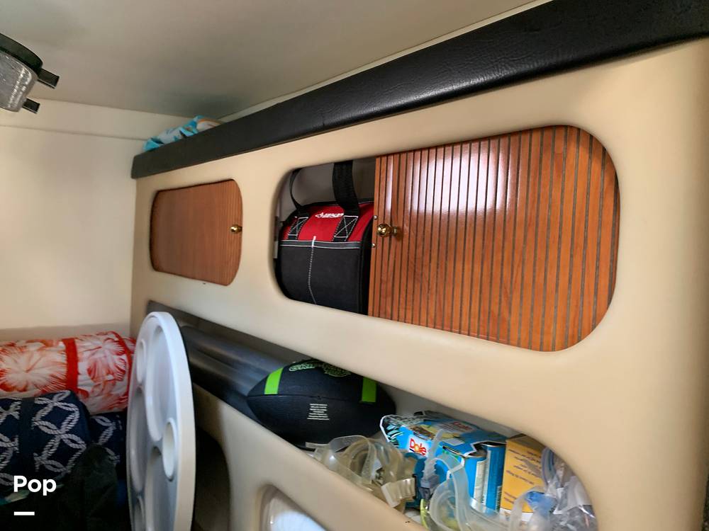 Slide: The Image of Rinker 270 Fiesta Vee 2003 - 9411870