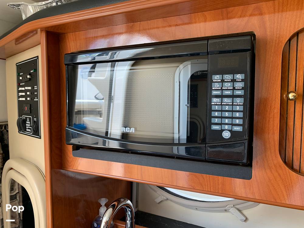 Slide: The Image of Rinker 270 Fiesta Vee 2003 - 9411879
