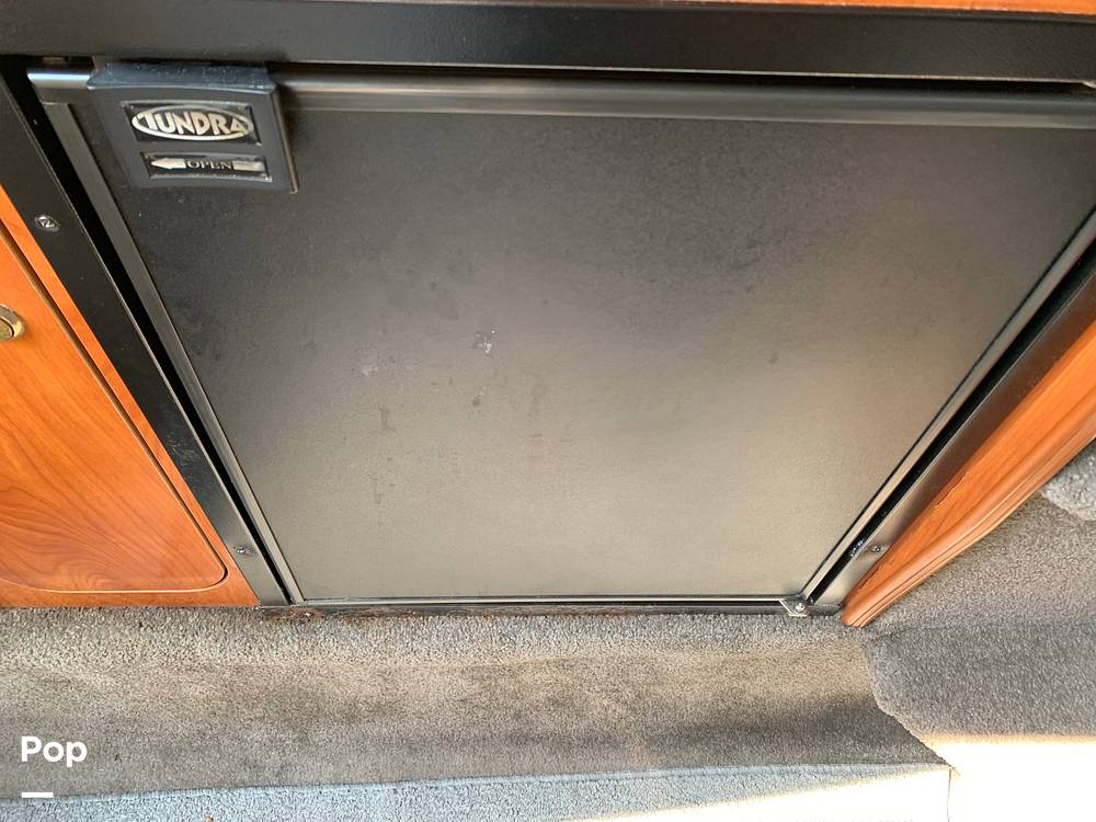 Slide: The Image of Rinker 270 Fiesta Vee 2003 - 9411883