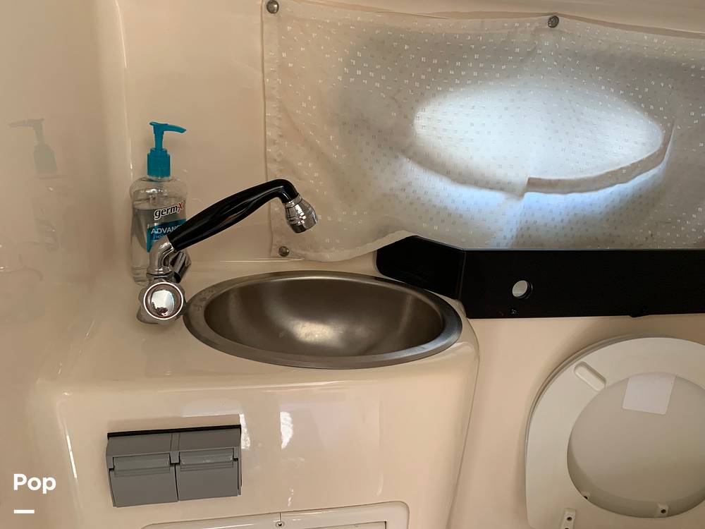 Slide: The Image of Rinker 270 Fiesta Vee 2003 - 9411899