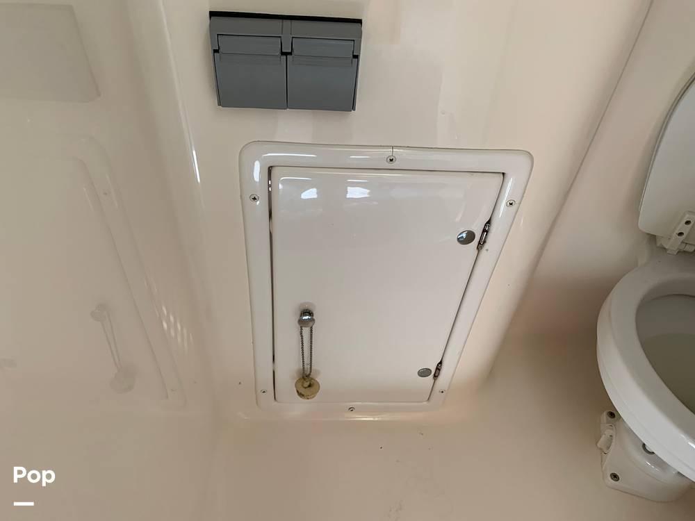 Slide: The Image of Rinker 270 Fiesta Vee 2003 - 9411903