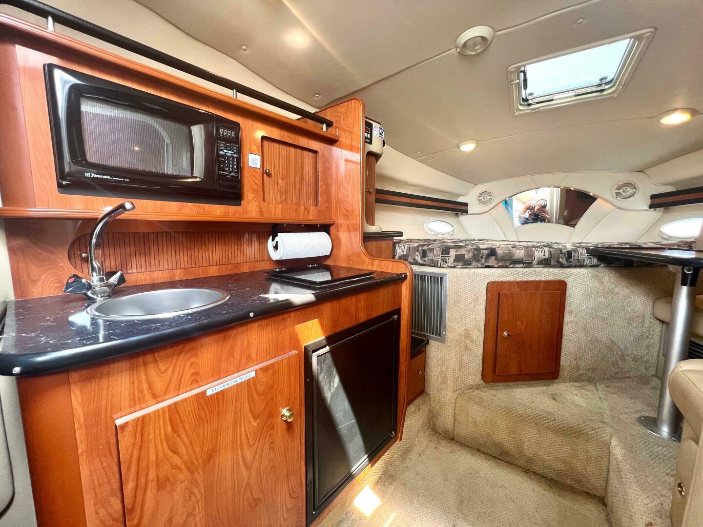 Slide: The Image of Rinker 290 Fiesta Vee 2003 - 5017061