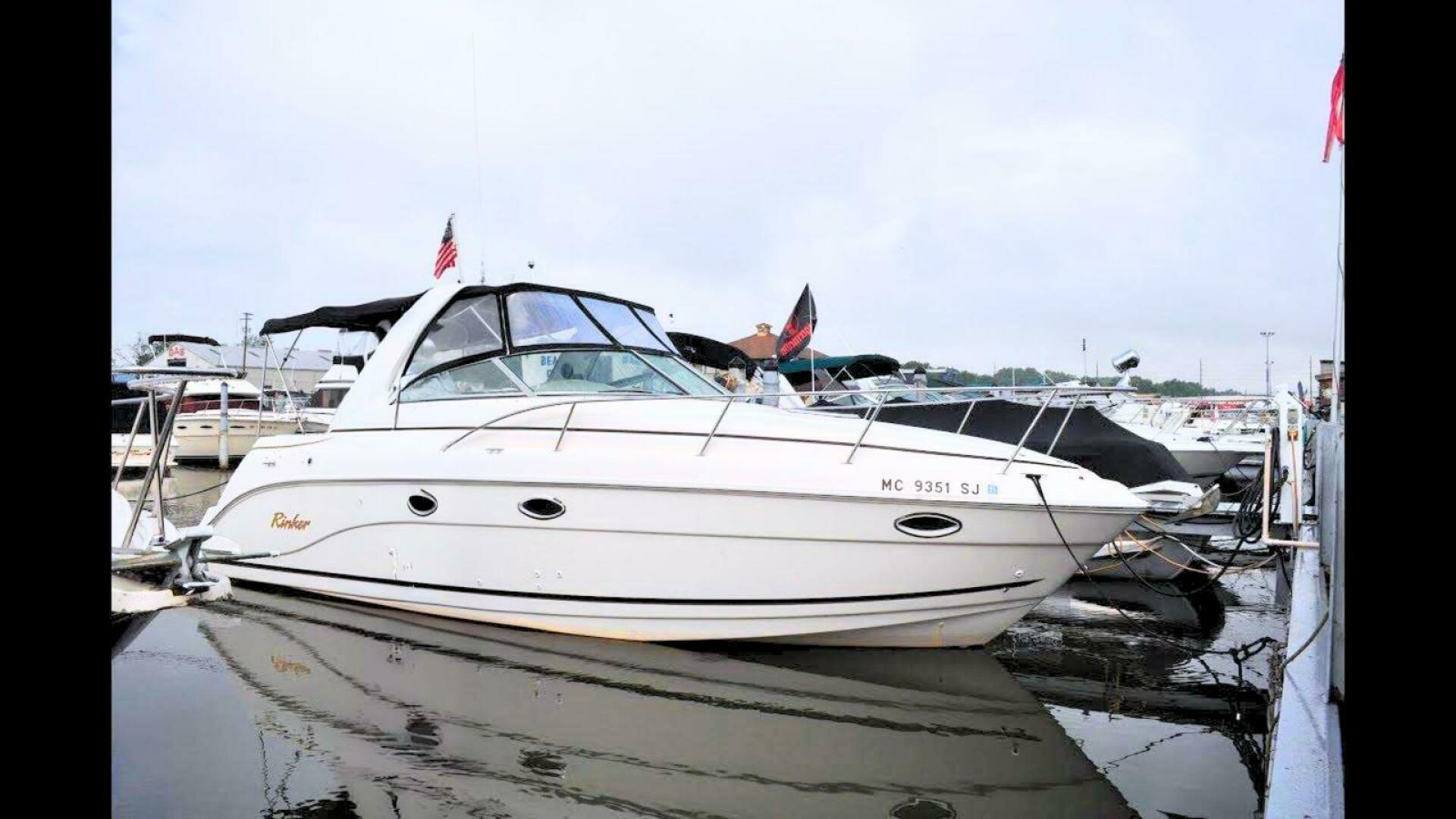 Slide: The Image of Rinker 290 Fiesta Vee 2003 - 5017063