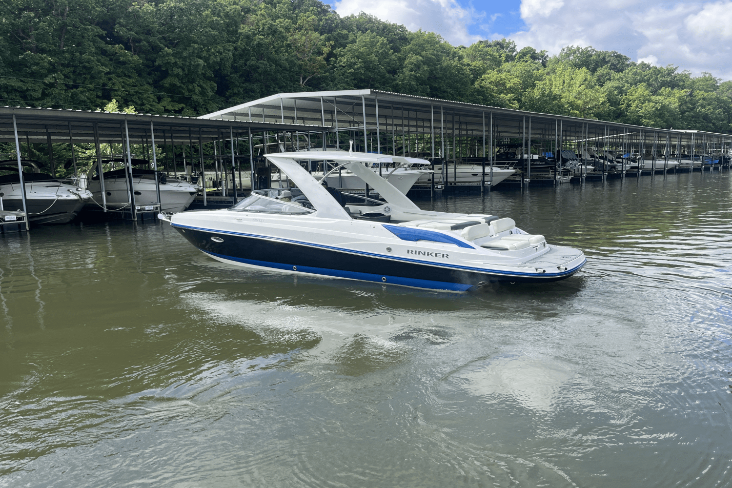 Slide: The Image of Rinker 29 QX 2020 - 11