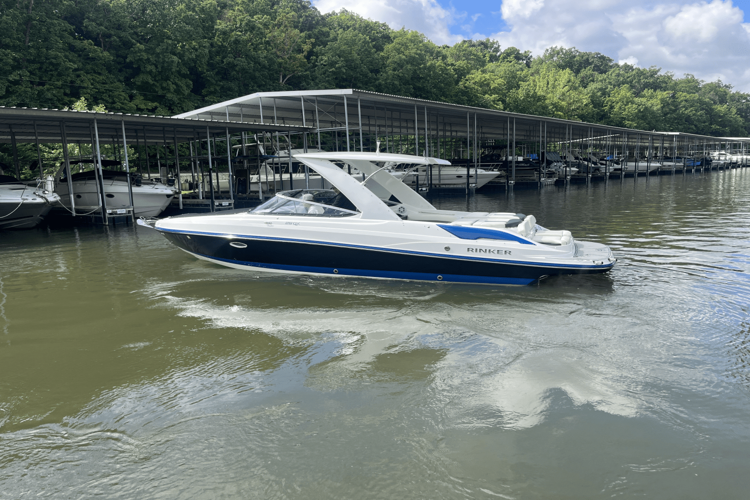Slide: The Image of Rinker 29 QX 2020 - 12