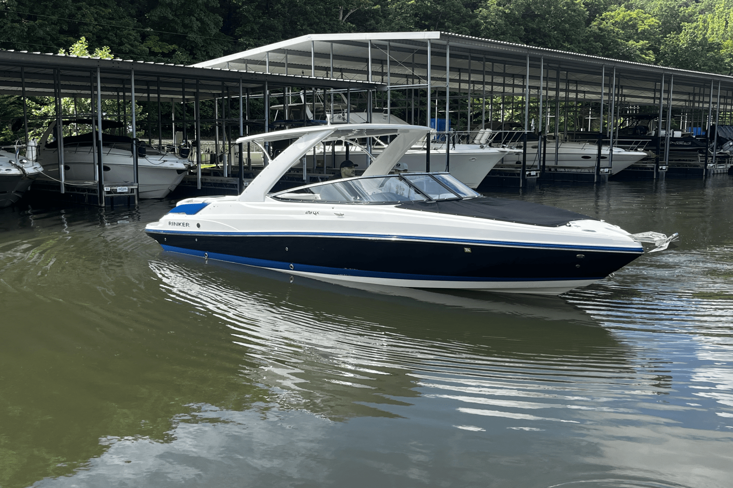 Slide: The Image of Rinker 29 QX 2020 - 3