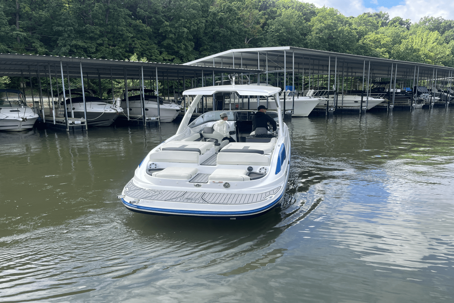 Slide: The Image of Rinker 29 QX 2020 - 8