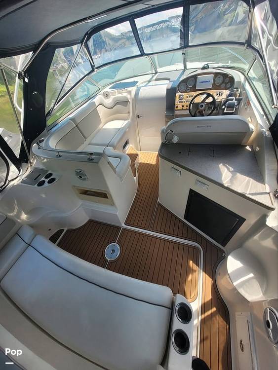 Slide: The Image of Rinker 300 Fiesta Vee 2006 - 15598204