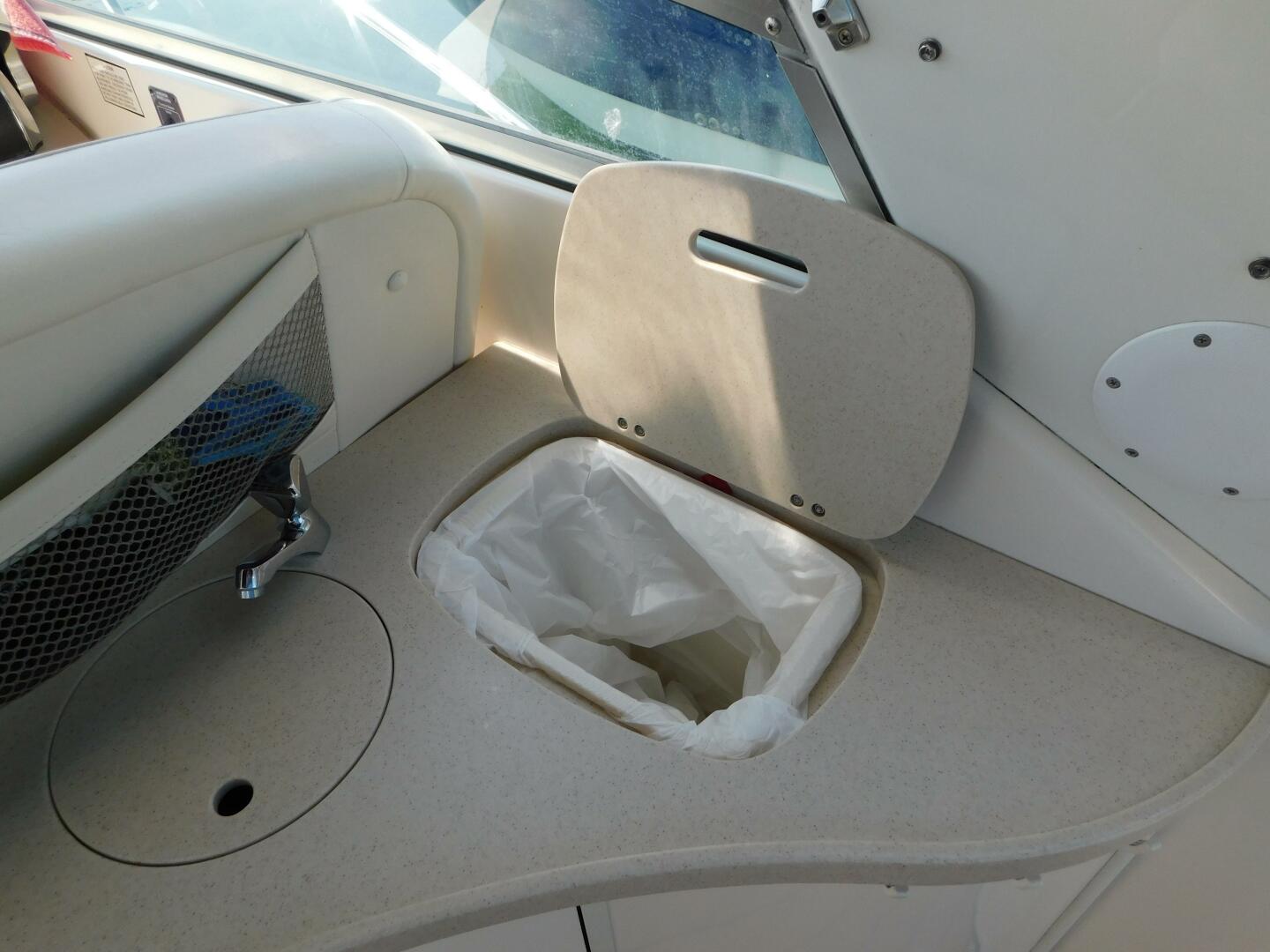 Slide: The Image of Rinker 310 Fiesta Vea 2002 - 4738872
