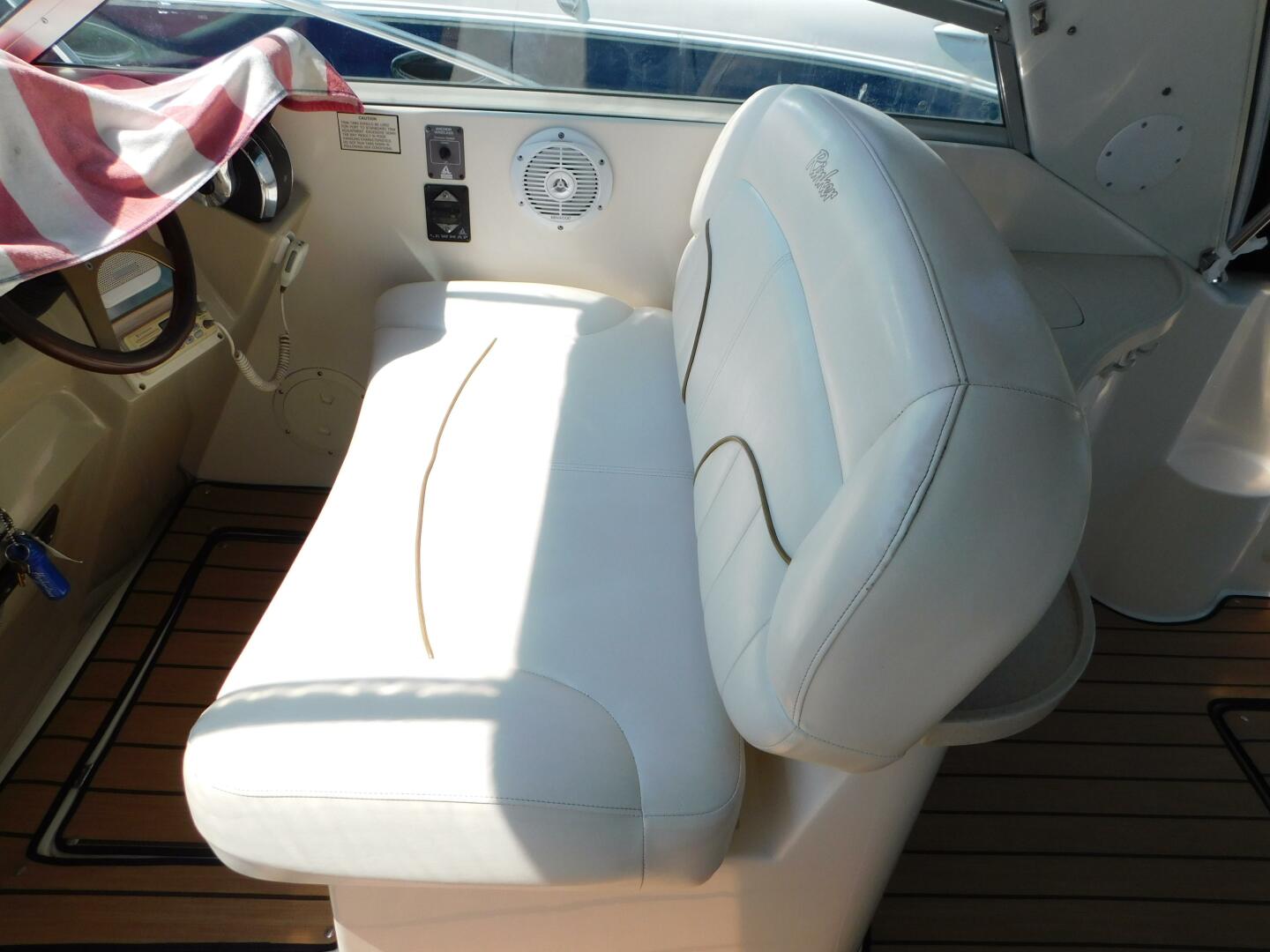 Slide: The Image of Rinker 310 Fiesta Vea 2002 - 4738880