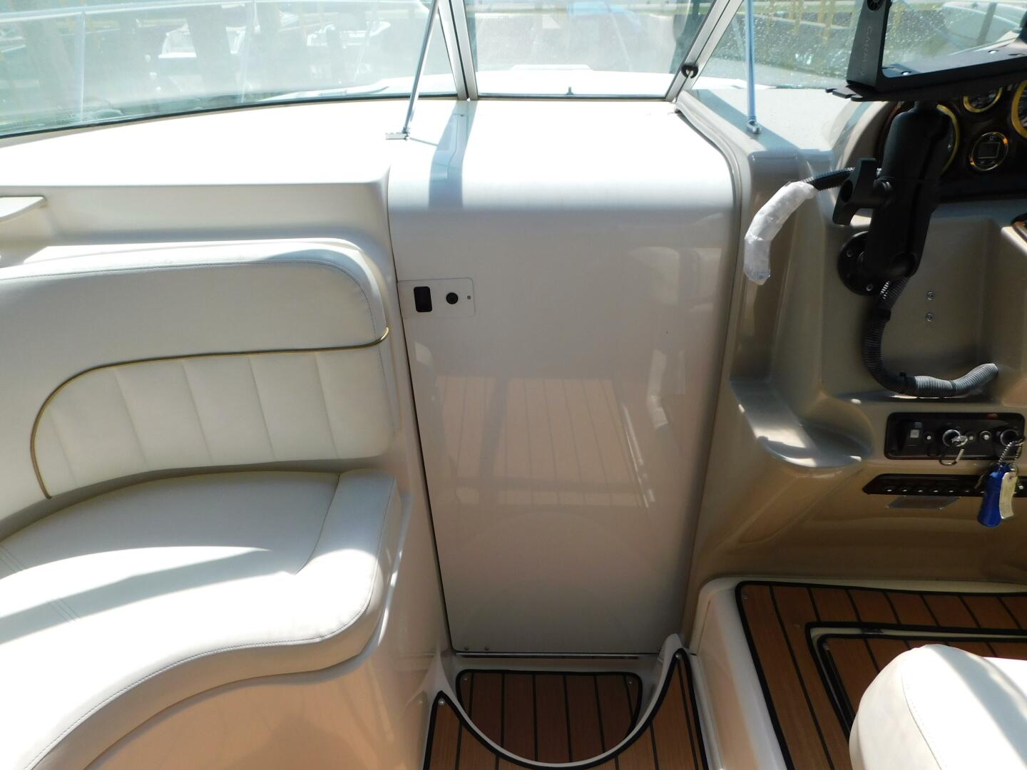 Slide: The Image of Rinker 310 Fiesta Vea 2002 - 4738889