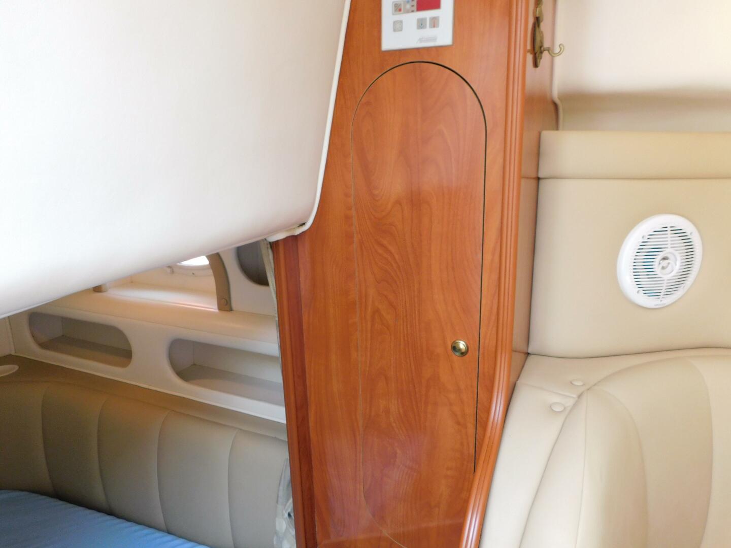Slide: The Image of Rinker 310 Fiesta Vea 2002 - 4738916