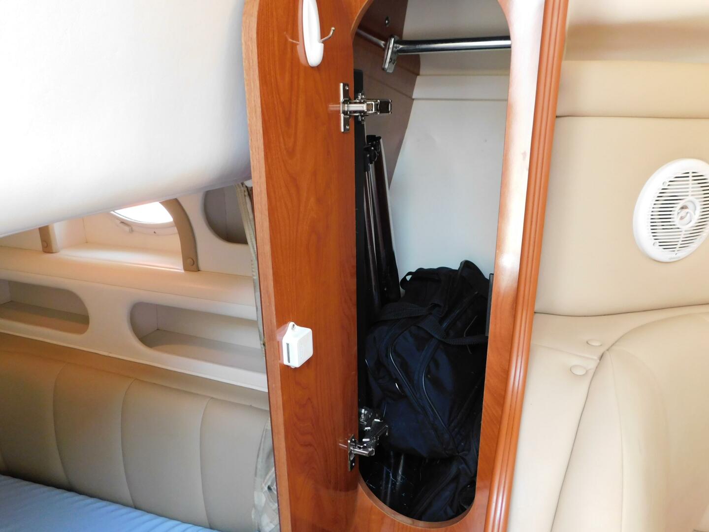Slide: The Image of Rinker 310 Fiesta Vea 2002 - 4738917