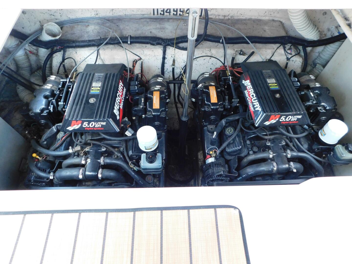 Slide: The Image of Rinker 310 Fiesta Vea 2002 - 4738941
