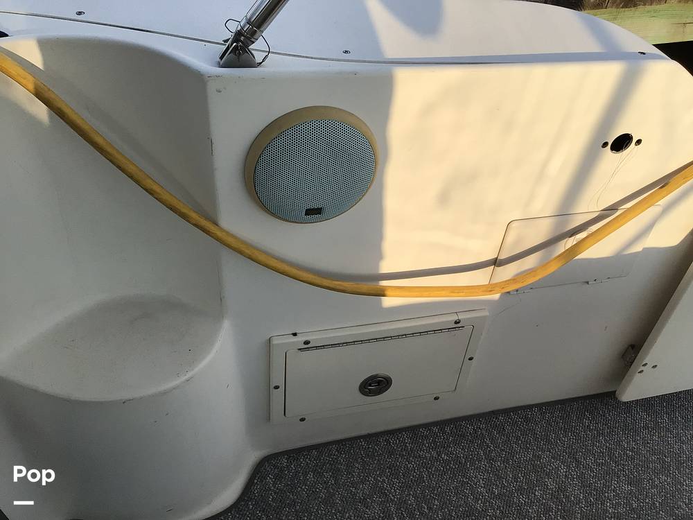 Slide: The Image of Rinker 312 Fiesta Vee 2005 - 11340793