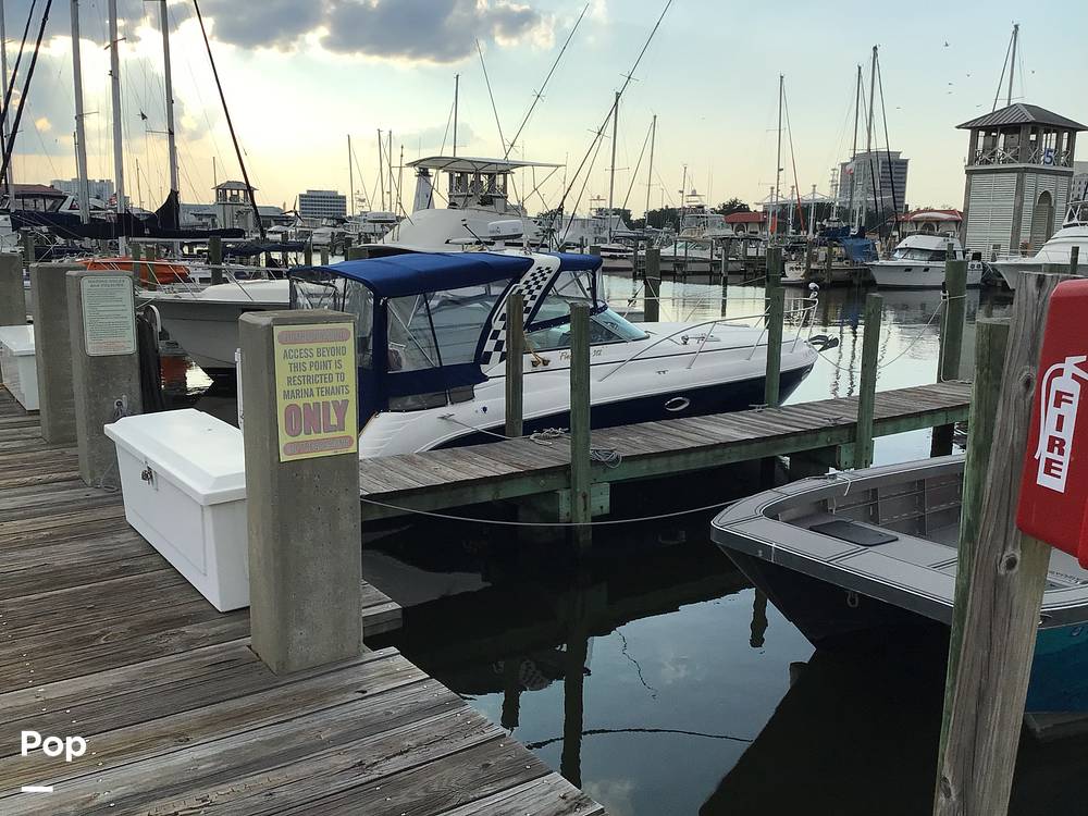 Slide: The Image of Rinker 312 Fiesta Vee 2005 - 11343459