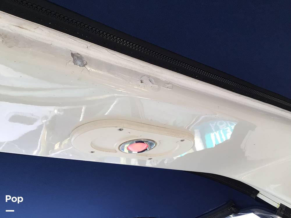Slide: The Image of Rinker 312 Fiesta Vee 2005 - 11343529