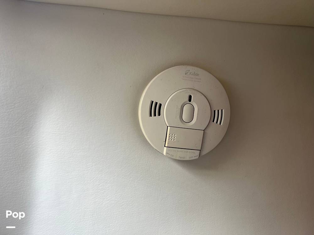 Slide: The Image of Smoke Detector - 14220280