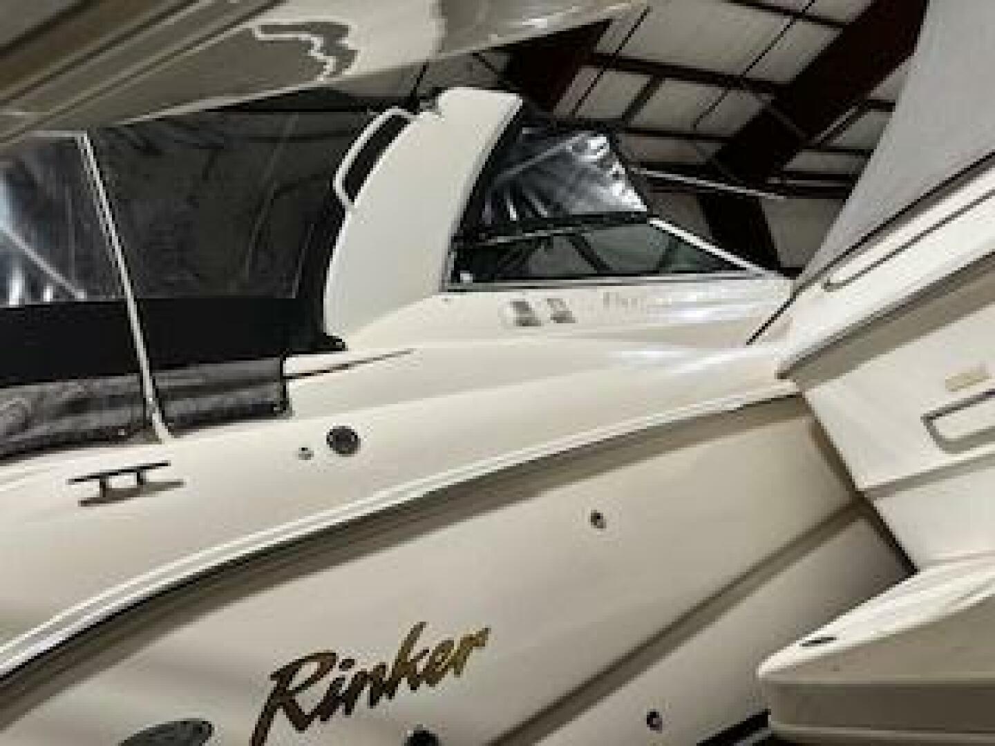 Slide: The Image of Rinker 320 Express 2005 - 5088477
