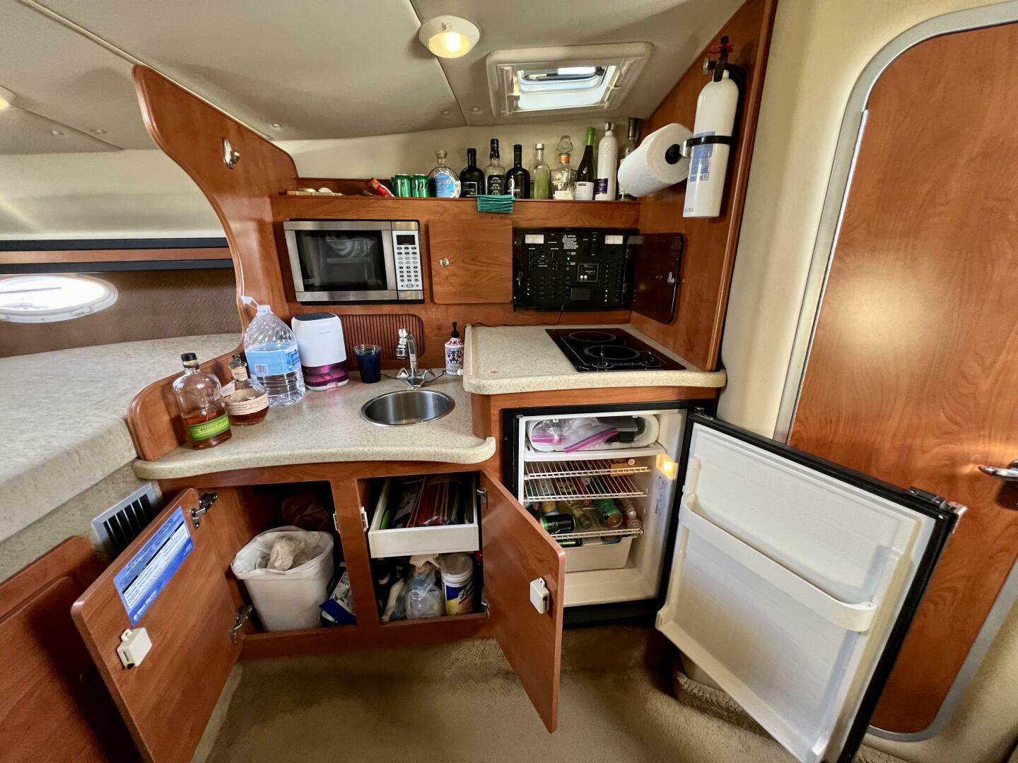 Slide: The Image of Rinker 320 Express Cruiser 2006 - 4797358