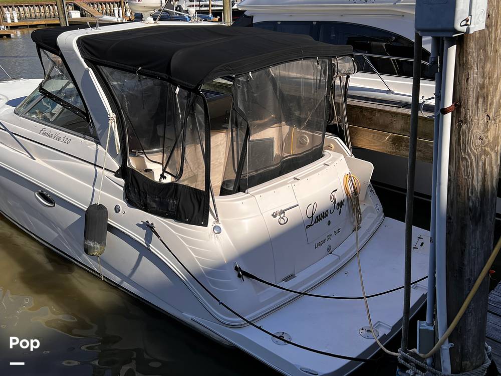 Slide: The Image of Rinker 320 Fiesta Vee 2005 - 15329350