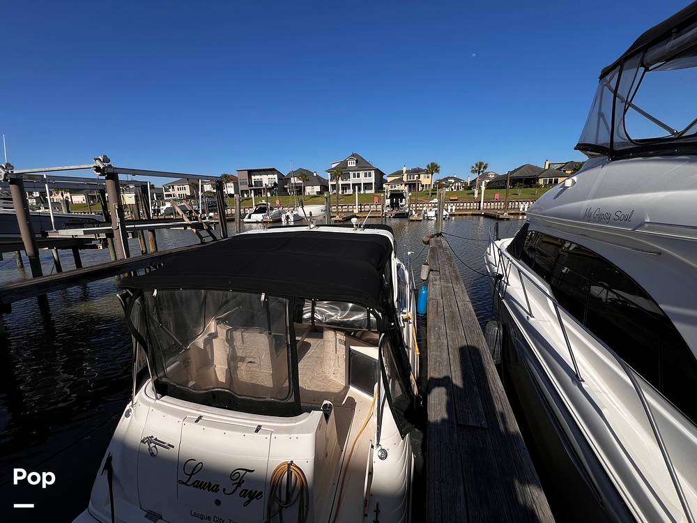 Slide: The Image of Rinker 320 Fiesta Vee 2005 - 15329353