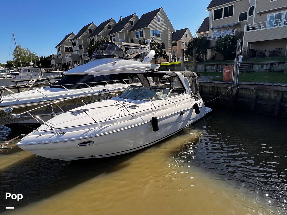 Slide: The Image of Rinker 320 Fiesta Vee 2005 - 15329357